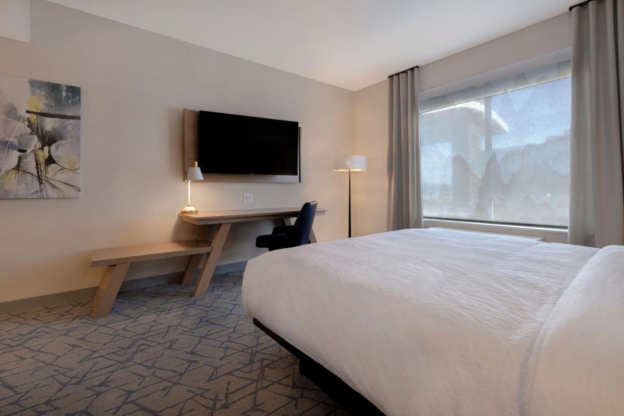 Fairfield By Marriott Inn & Suites Denver Airport At Gateway Park Exteriör bild